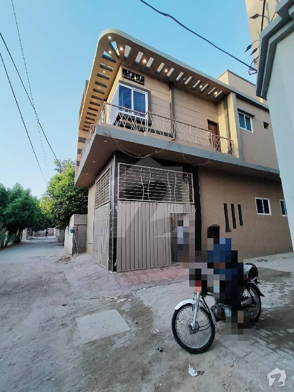 گلگشت کالونی ملتان میں 3 کمروں کا 4 مرلہ مکان 75 لاکھ میں برائے فروخت۔