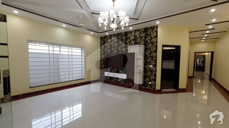 1 Kanal Lower Portion Available For Rent In Eme Society