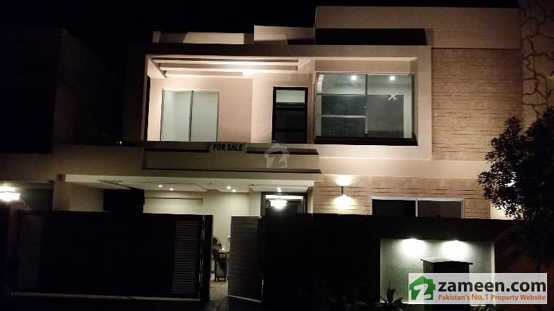 Excellent 11 Marla Brand New Vip Class House  A Class Construction  In Bahria Town Lahore