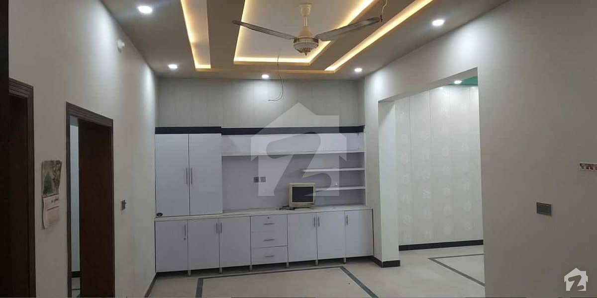 Upper Portion Of 4500 Square Feet Is Available For Rent In Bahria Enclave - Sector B2
