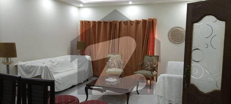 اسٹیٹ لائف ہاؤسنگ فیز 1 اسٹیٹ لائف ہاؤسنگ سوسائٹی لاہور میں 5 کمروں کا 1 کنال مکان 3.6 کروڑ میں برائے فروخت۔