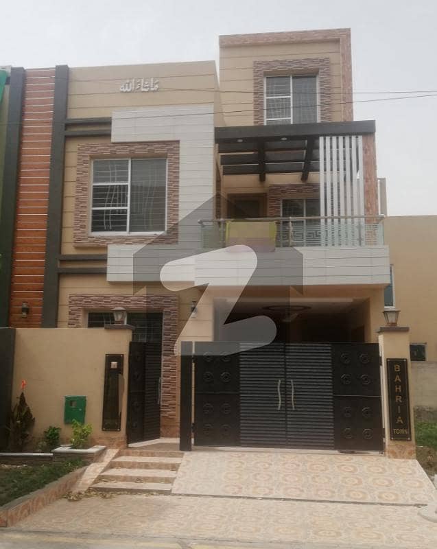 5 Marla Luxury House For Rent In Bb Block Sector D Bahria Town Lahore