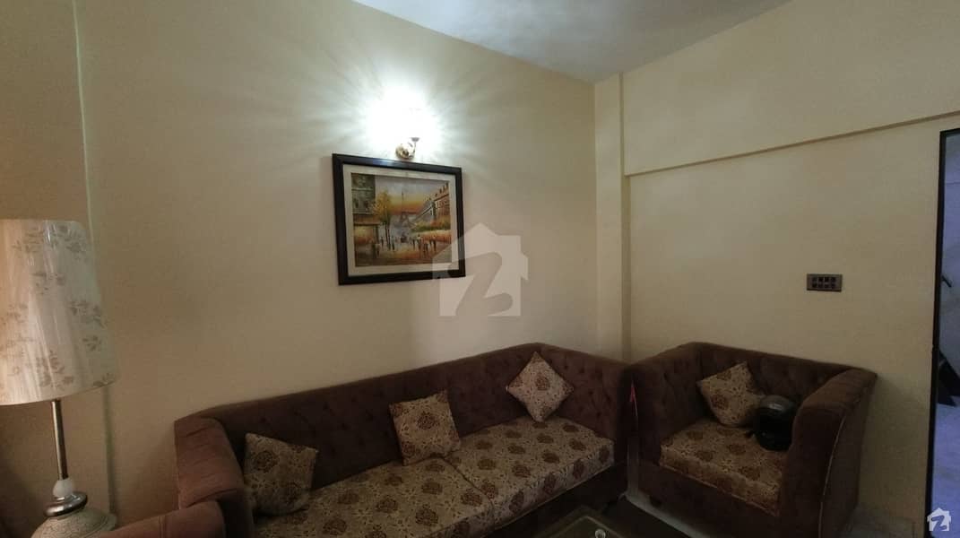 Flat Available For Sale In Gulshan-e-Iqbal