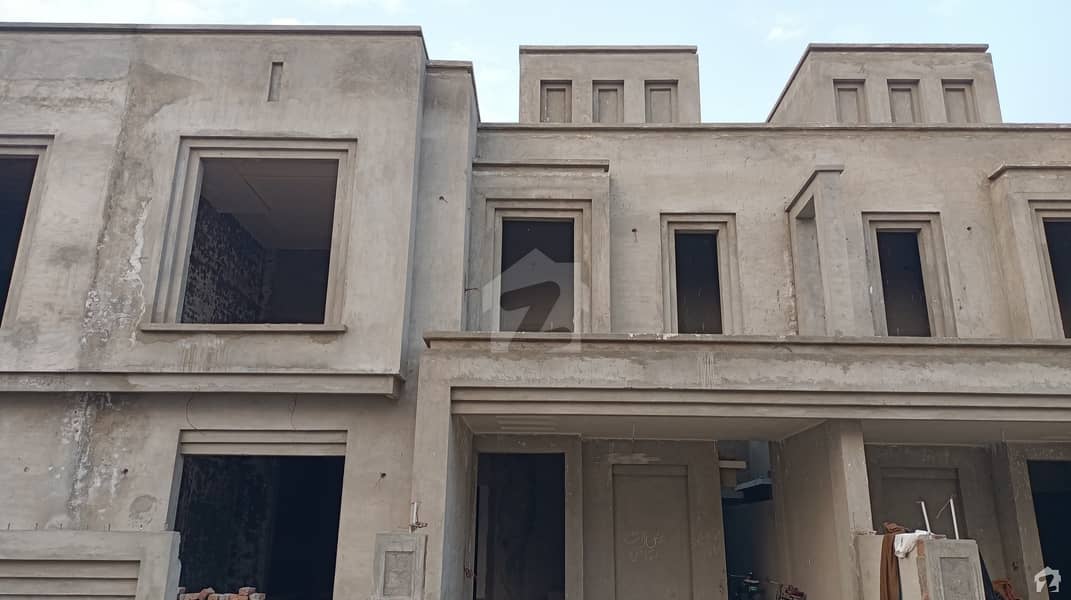 House Of 8 Marla In Multan Public School Road Is Available