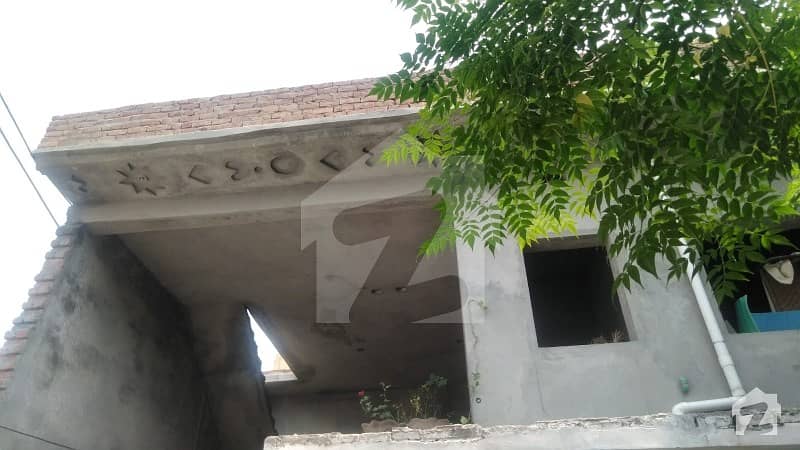 Good 2700 Square Feet Building For Sale In Tarlai