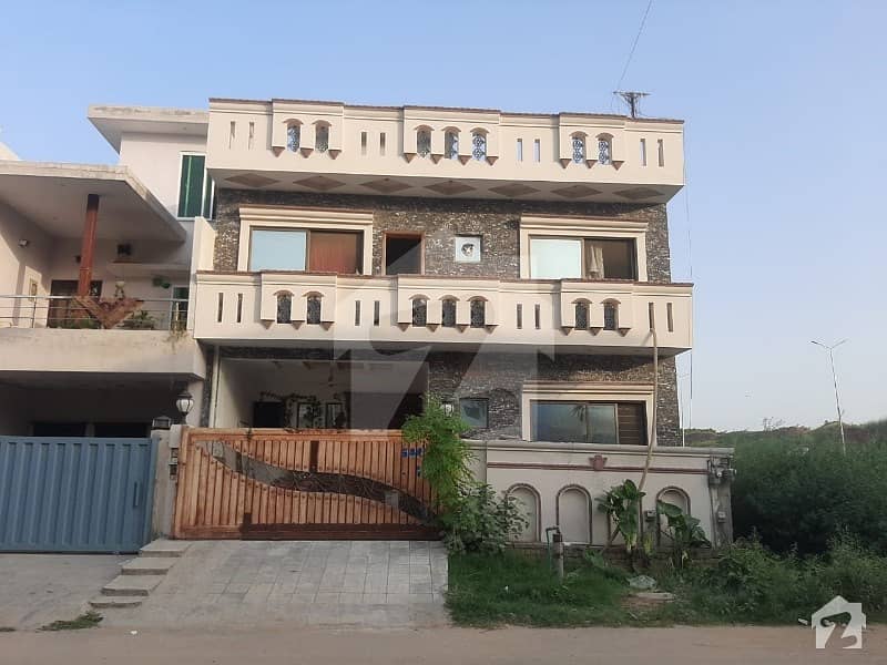 7 Marla Triple Storey House For Sale Out Class Location
