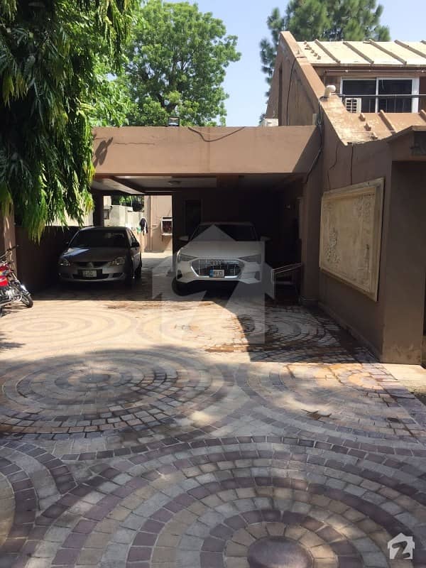 4500 Square Feet Spacious House Is Available In Muslim Town For Rent