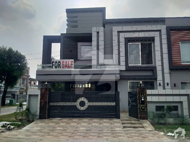 10 Marla Vip New Corner House For Sale In Cc Block Bahria Town Lahore