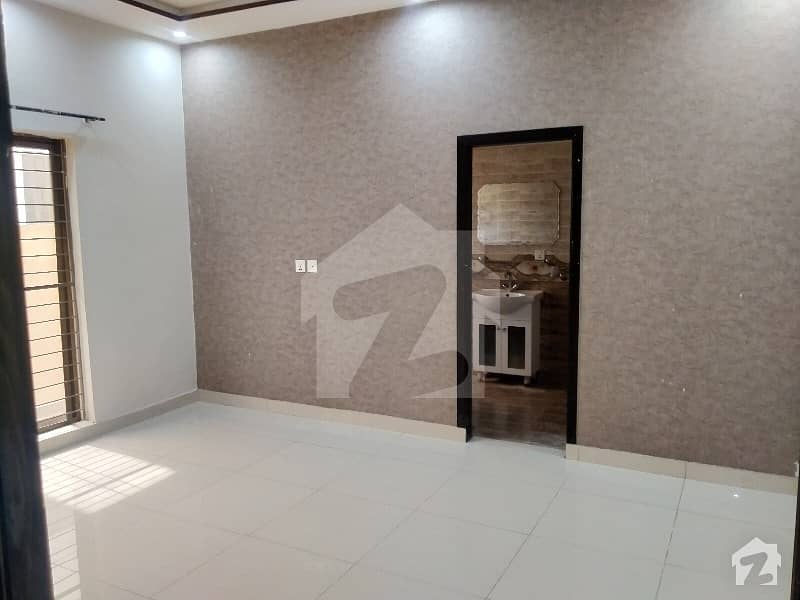 5 Marla VIP used house for sale in BB block bahria town Lahore