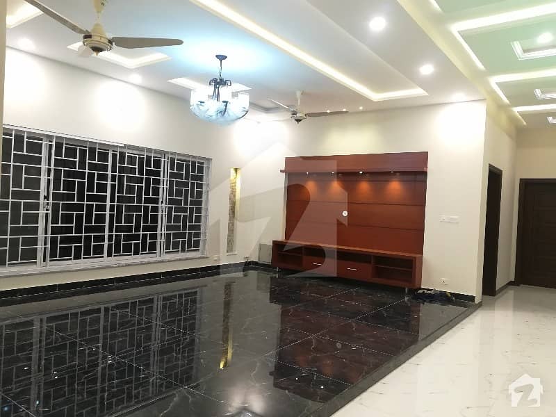 1 Kanal Double Unit House Available For Sale In Dha Phase 1
