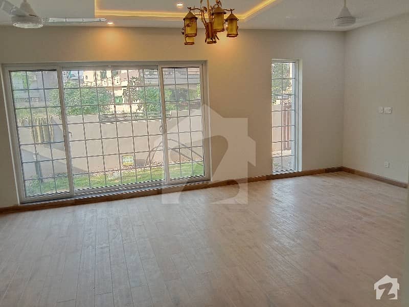 1 Kanal Amazing Location Wonderful Designer gurand portion For Rent, Dha Phase 2 Islamabad.