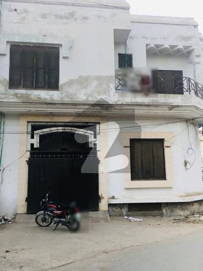 900 Square Feet House Available For Sale In Gulistan Colony No 1