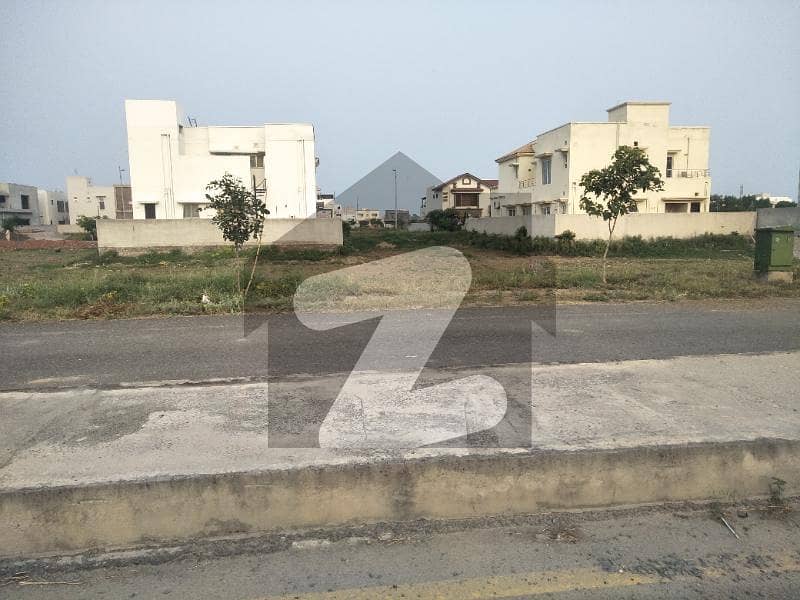 Ideal Location 1 Kanal Plot For Sale Located In DHA Phase 6 Lahore