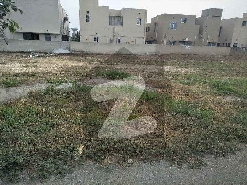 Pair 1 Kanal Plot For Sale At Prime Location Of DHA Phase 6 Lahore