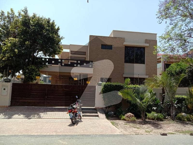 Modern Designer 10 Marla Bungalow For Rent In Dha Phase 5