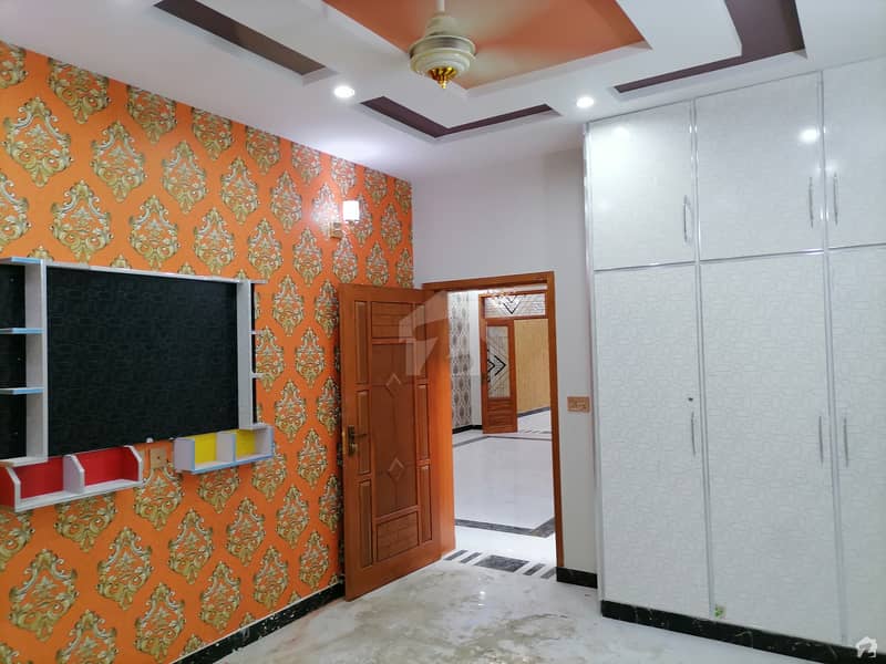 ملٹری اکاؤنٹس ہاؤسنگ سوسائٹی لاہور میں 6 کمروں کا 8 مرلہ مکان 1.94 کروڑ میں برائے فروخت۔