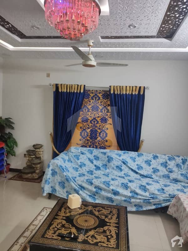 سوان گارڈن اسلام آباد میں 7 کمروں کا 1 کنال مکان 4.1 کروڑ میں برائے فروخت۔