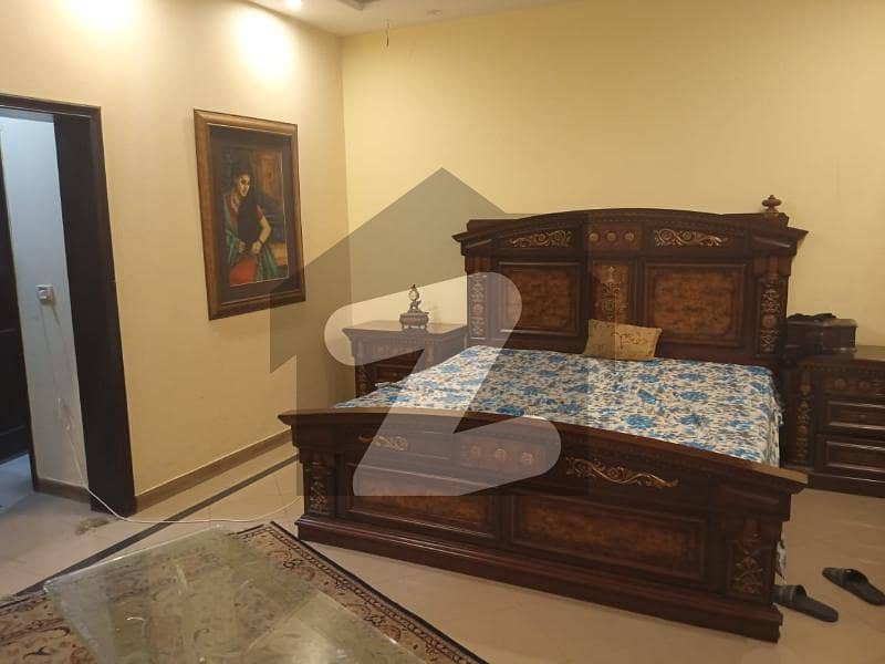 ماڈل ٹاؤن ۔ بلاک اے ماڈل ٹاؤن لاہور میں 1 کمرے کا 2 کنال کمرہ 30 ہزار میں کرایہ پر دستیاب ہے۔
