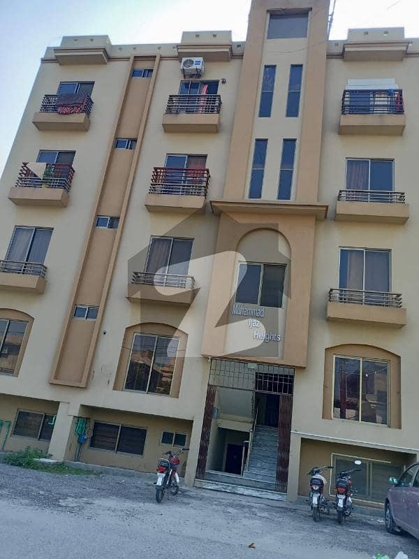 آغوش فیز 1 آغوش اسلام آباد میں 3 کمروں کا 6 مرلہ فلیٹ 65 لاکھ میں برائے فروخت۔ آغوش فیز 1 آغوش اسلام آباد میں 3 کمروں کا 6 مرلہ فلیٹ 65 لاکھ میں برائے فروخت۔