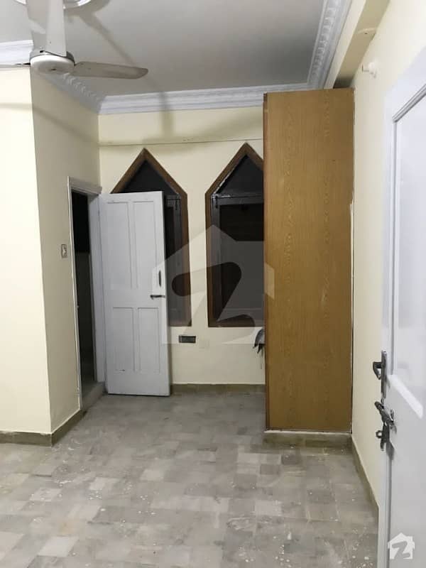 G6 1 Room For Rent