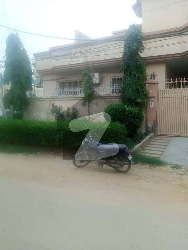 240 Square Yards House In Gulistan-e-Jauhar For Sale