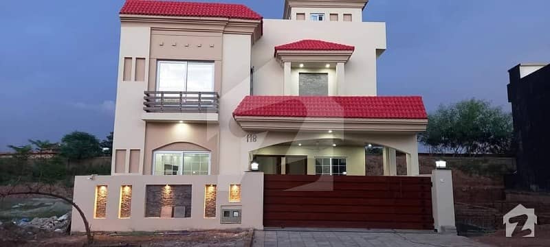 Outstanding Location 11 Marla 5bedrooms Brand new House for Sale in Bahria Enclave Islamabad sector A