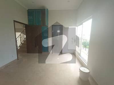 Dha Rahbar Corner House 5 Marla 4 Beds Independent House For Rent