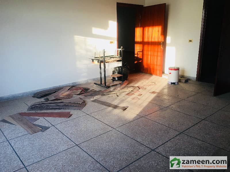 1 Kanal Upper Portion For Rent 1 Kanal Upper Portion For Rent