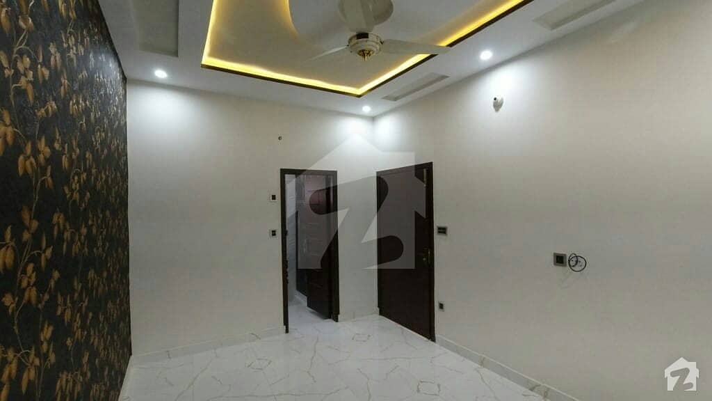 Lahore Medical Housing Society House For Sale Sized 10 Marla