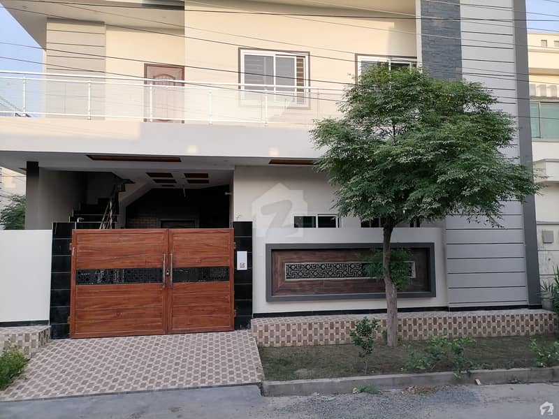Reserve A Centrally Located House Of 3.5 Marla In Razzaq Villas Housing Scheme