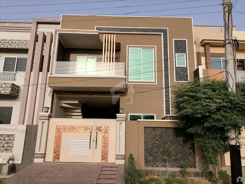 رفیع گارڈن ساہیوال میں 3 کمروں کا 5 مرلہ مکان 1.25 کروڑ میں برائے فروخت۔