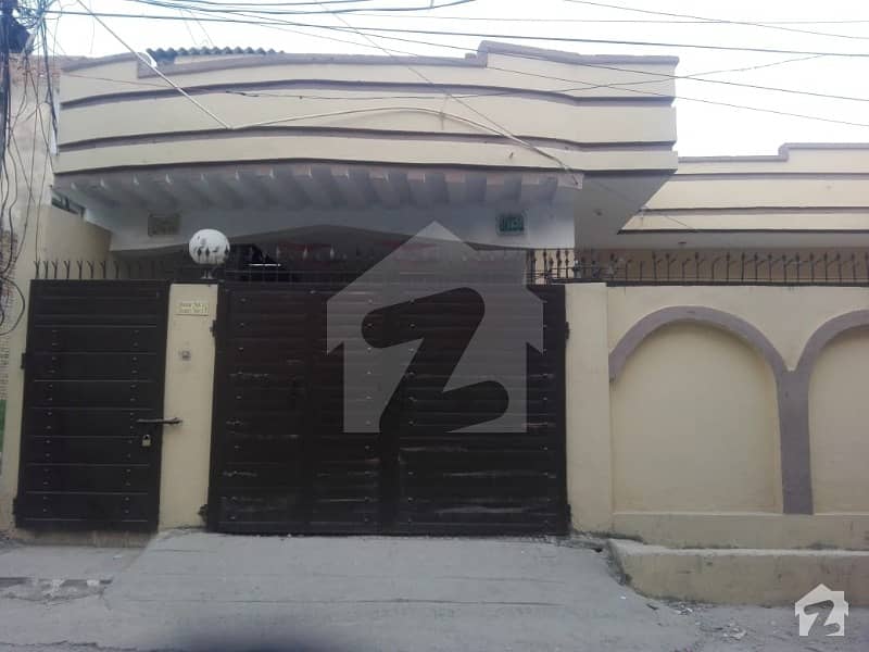 Koral Town House Sized 2475 Square Feet For Rent