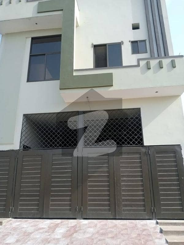 5 Marla House For Sale In Zone 3, C1 Regi Model Town