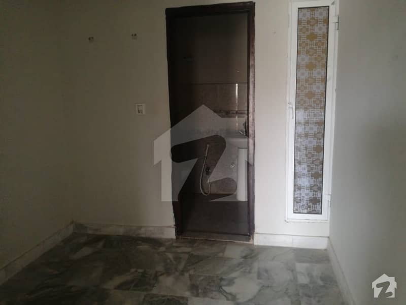 A 200 Square Feet Flat Is Up For Grabs In A 200 Square Feet Flat Is Up For Grabs In