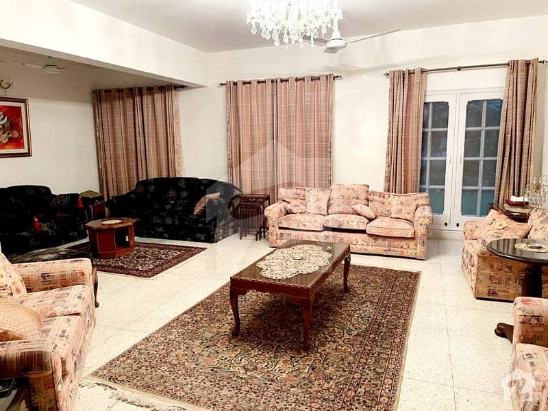 Beautiful Location House For Sale In F. 10.4 Islamabad