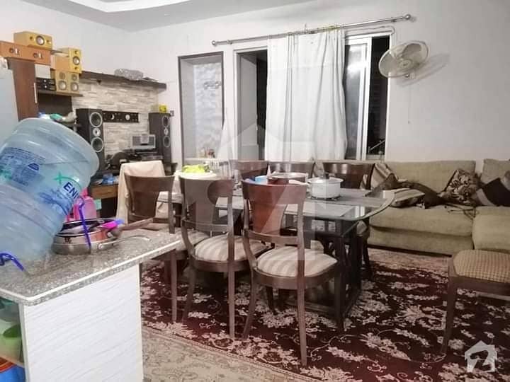 دہلی کالونی کراچی میں 2 کمروں کا 16 مرلہ پینٹ ہاؤس 2 کروڑ میں برائے فروخت۔