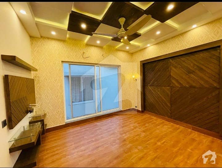 Highly-coveted 1 Kanal House Is Available In DHA Defence For Sale