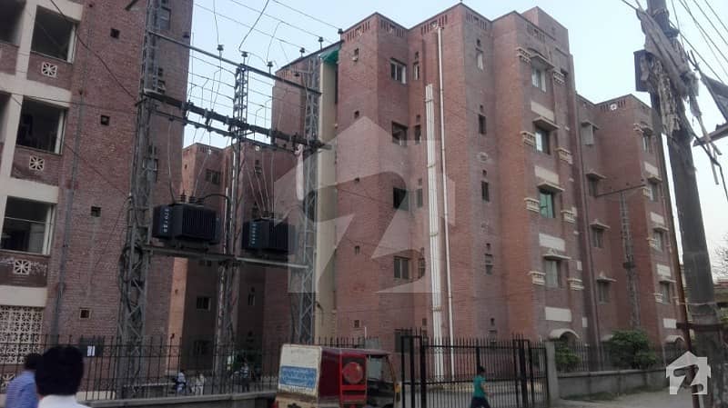 شاہ دی کھوئی لاہور میں 2 کمروں کا 3 مرلہ فلیٹ 60 لاکھ میں برائے فروخت۔