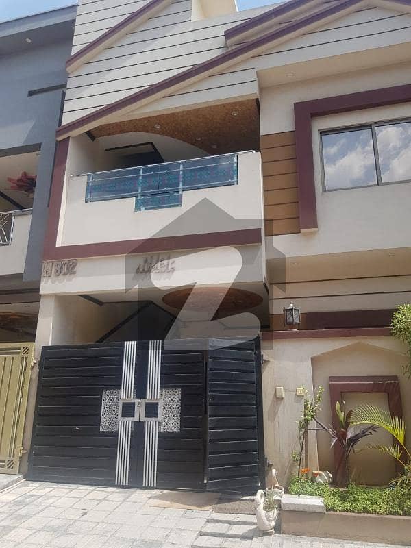 5 Marla Double Storey Brand New House For Sale In Phase 4c2. g. town.