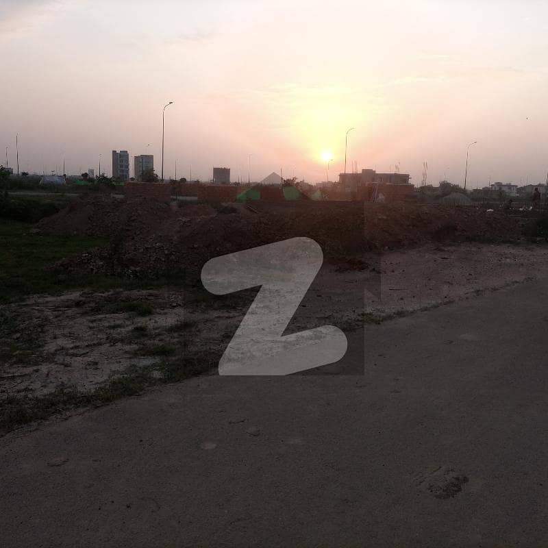S U F F A 1 Kanal Pair Nearest To 10 Kanal Park And Back Of 70ft Rd Plot For Sale In Dha Phase 8 Block V