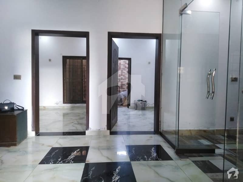 پی سی ایس آئی آر ہاؤسنگ سکیم فیز 2 پی سی ایس آئی آر ہاؤسنگ سکیم لاہور میں 4 کمروں کا 10 مرلہ مکان 3.2 کروڑ میں برائے فروخت۔