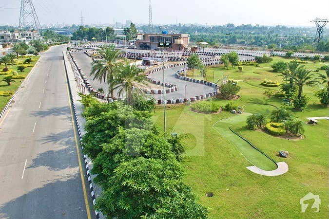 10 Marla Plot Available For Sale In Overseas B Block