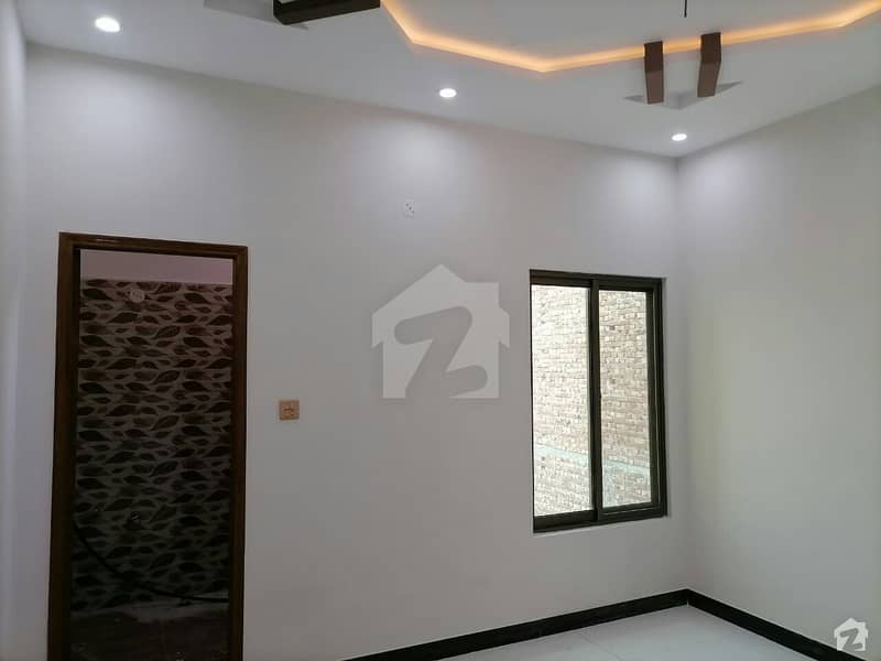 الکریم گارڈن ۔ فیز2 الکریم گارڈن لاہور میں 3 کمروں کا 4 مرلہ مکان 70 لاکھ میں برائے فروخت۔