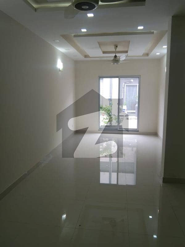 4 Marla House Of Sadaat Town For Rent. 4 Marla House Of Sadaat Town For Rent.