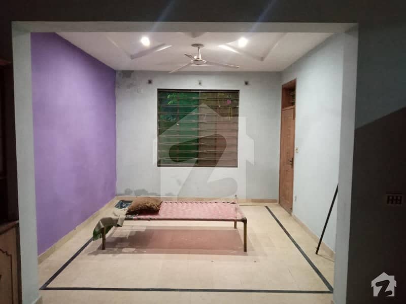5 Marla Ground Portion Available For Rent 5 Marla Ground Portion Available For Rent