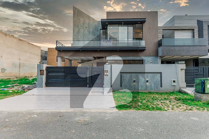 Mazhar Munir Design Modern Villa In DHA Phase 6