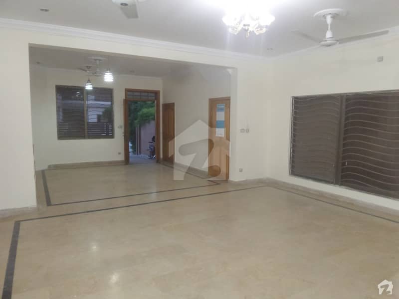 35x80 Ground Portion Room In Islamabad Is Available For Rent