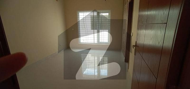 Modern Designer 1 Kanal Upper Portion For Rent Located In DHA Phase 5