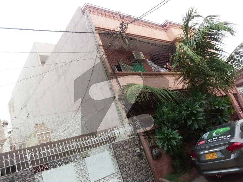 Triple Storey 240 Yard House For Sale In North Karachi Sector 11-A