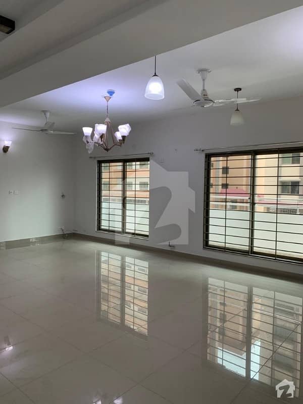 10 Marla Apartment Available For Rent In Askari 10
